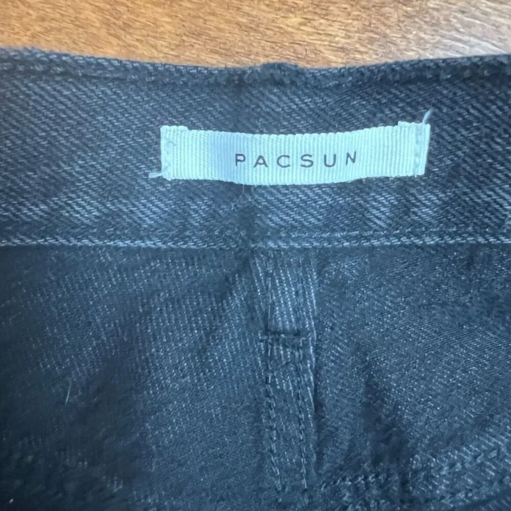 NEW PacSun Dad Jean Shorts Womens 28 Black High Rise Cut Off‎ Button Fly Denim